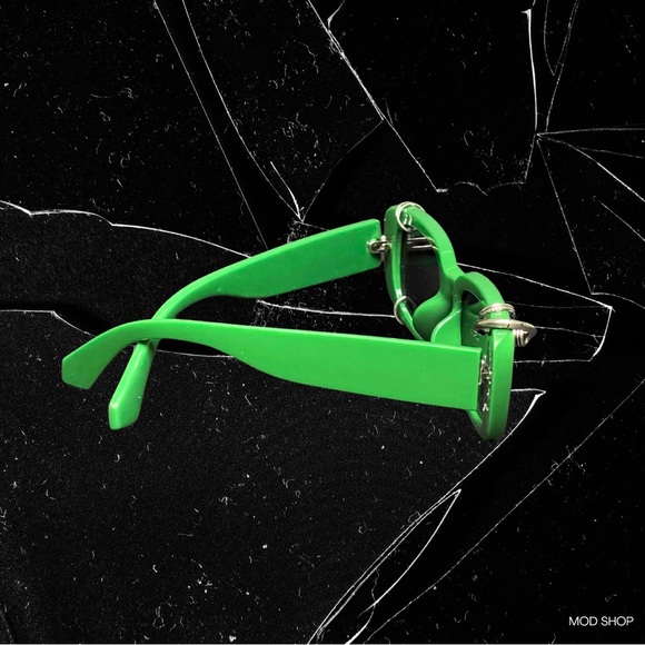 Custom Pierced Monster Green Sunglasses Rocker Y2K Retro Alt Punk main image 3